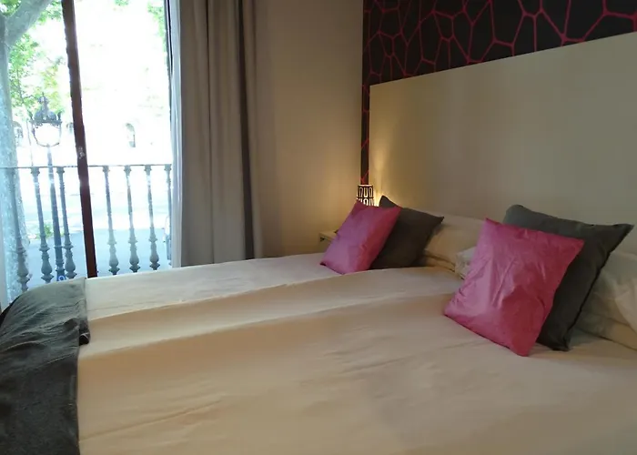 The Hotel 592 - Adults Only